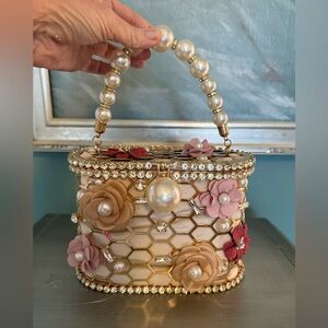 Elegant pearl-and-floral Embellished, basket-style bag